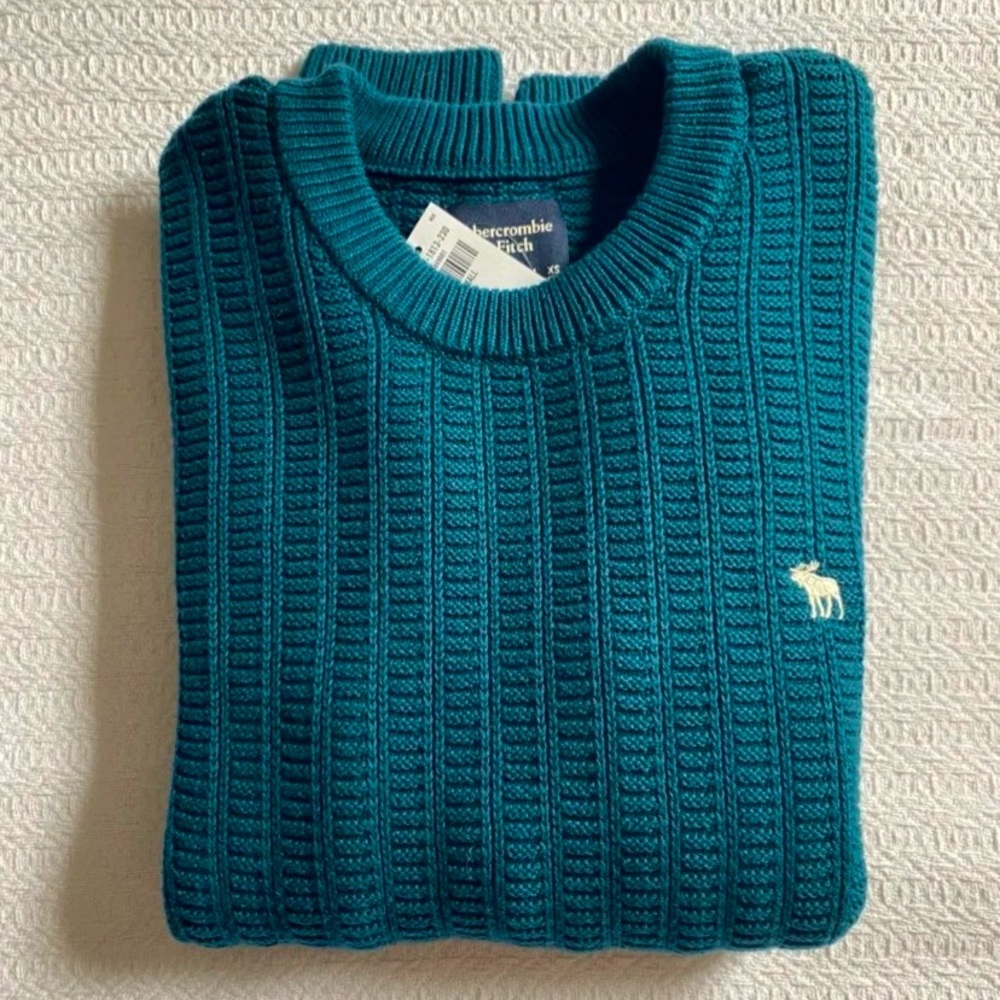 🔥 Abercrombie & Fitch Cable Knit Sweater